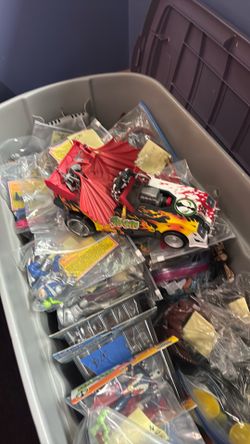 Huge Lot of Action Figures. McFarlane, Playmates Wildcats