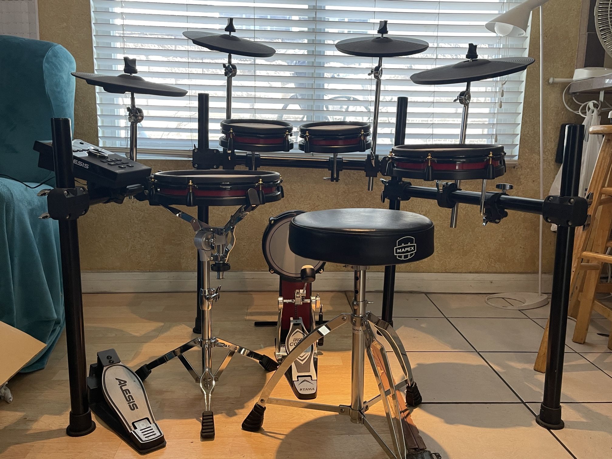 Alesis Crimson II Drumset