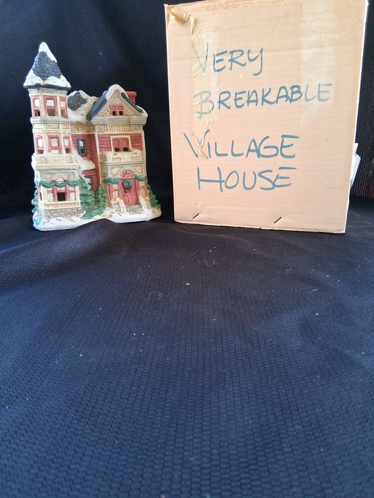 Christmas Houses In Original Box 