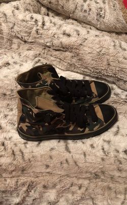 Camo converse Chuck Taylors size (9)