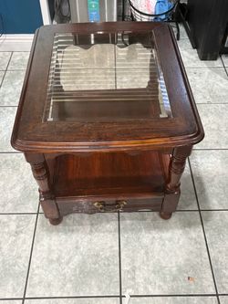 Side table 25 or best offer