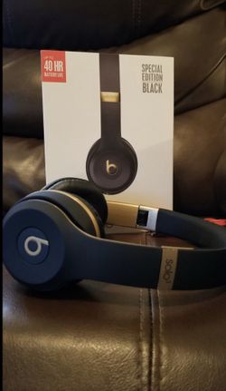 Brand new Special edition beats solo wireless Bluetooth headphones comes in black & gold