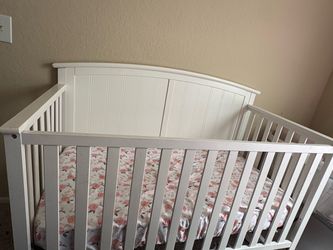 Baby crib