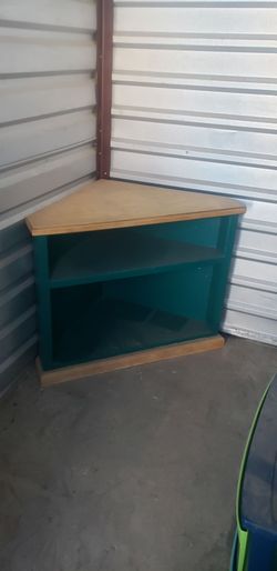 Corner shelf/stand