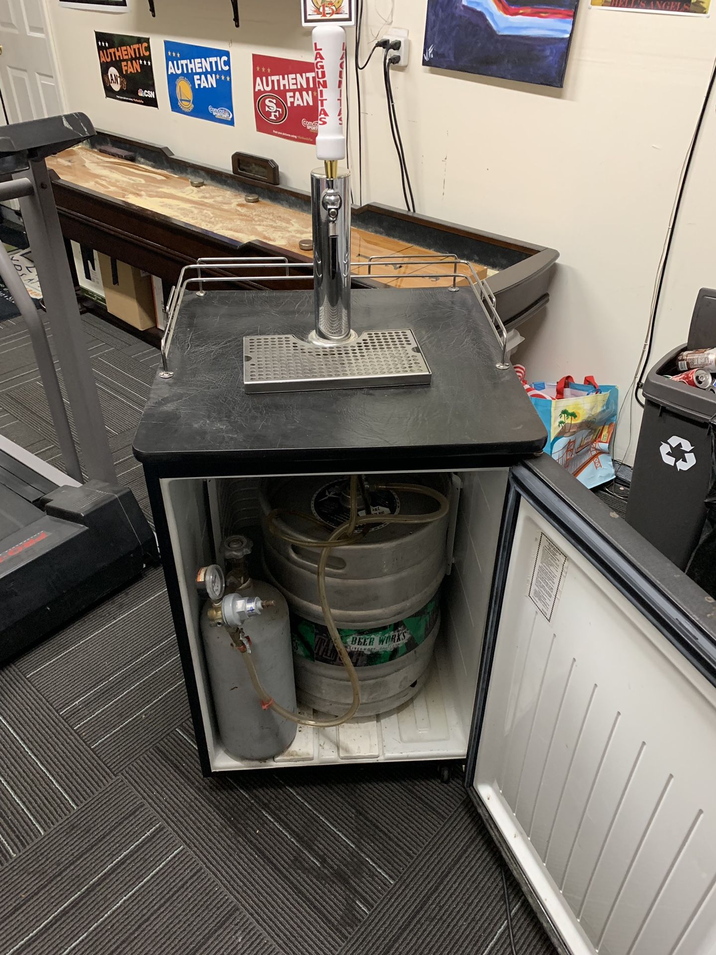Kegerator Kenmore for Sale in Tracy, CA OfferUp