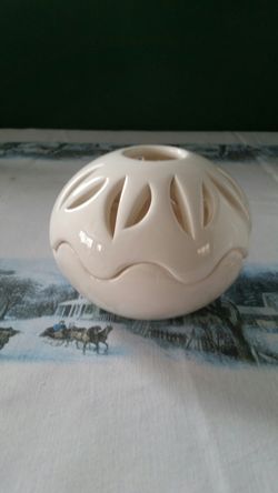 Ceramic Claimshell Tea Light