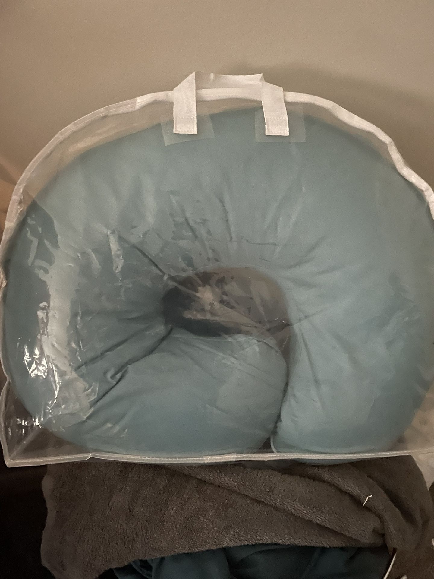Boppy Baby Bump Pillow