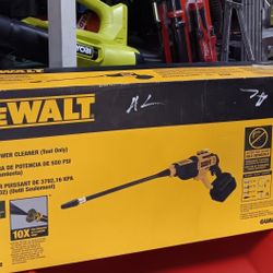 DEWALT 20V Max 550 PSI 1.0 GPM Battery Powered Cold Water Power Cleaner with 4 Spray Nozzles Bare Tool