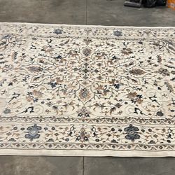 Hampton Court Rug 8x10