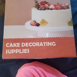 Cake Dectorating Kit 96 Pieces 