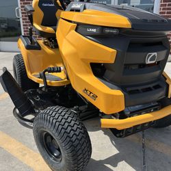 XT2 LX46 RIDING LAWNMOWER 