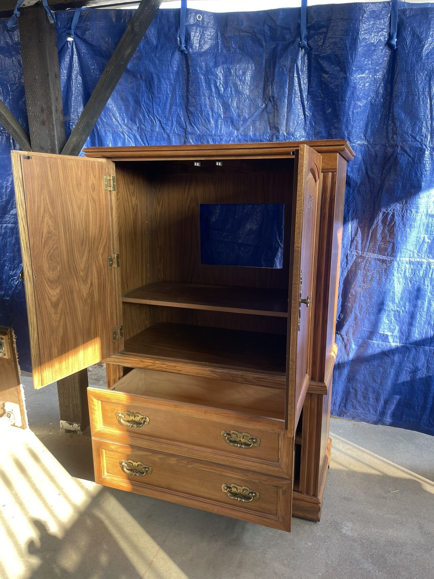 Armoire Dresser