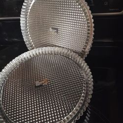 Pair Pampered Chef Pans