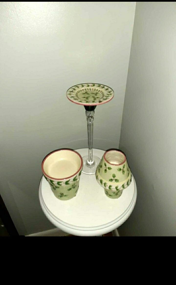 3 Candle holders