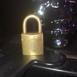 Louis Vuitton Lock #216