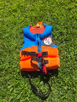 Hyper Lite coast gard approved life vest, this is size up to 33 to 55 pounds.