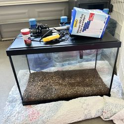 20 Gallon Fish Tank 