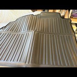 Brand New Car Linen 41x27