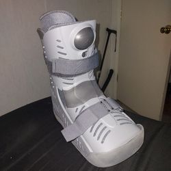 Orthopedic Boot