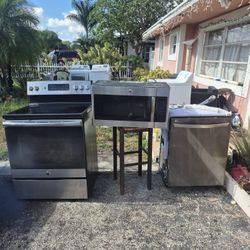 Ge Stove And Microwave and Lg Dishwasher 