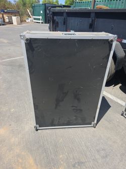 Heavy duty road case