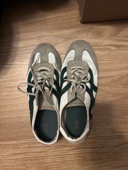 H&M flat shoes