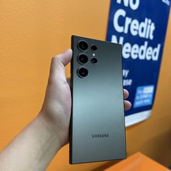 Samsung Galaxy S24 Ultra 512 GB New Condition 