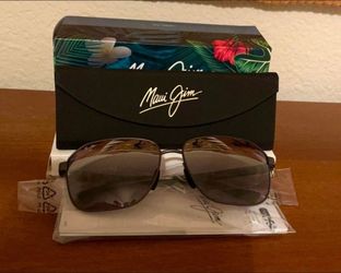 Maui Jim Polarized Sunglasses Aviator Type NEW