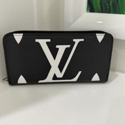 Brand, New Black And White Wallet