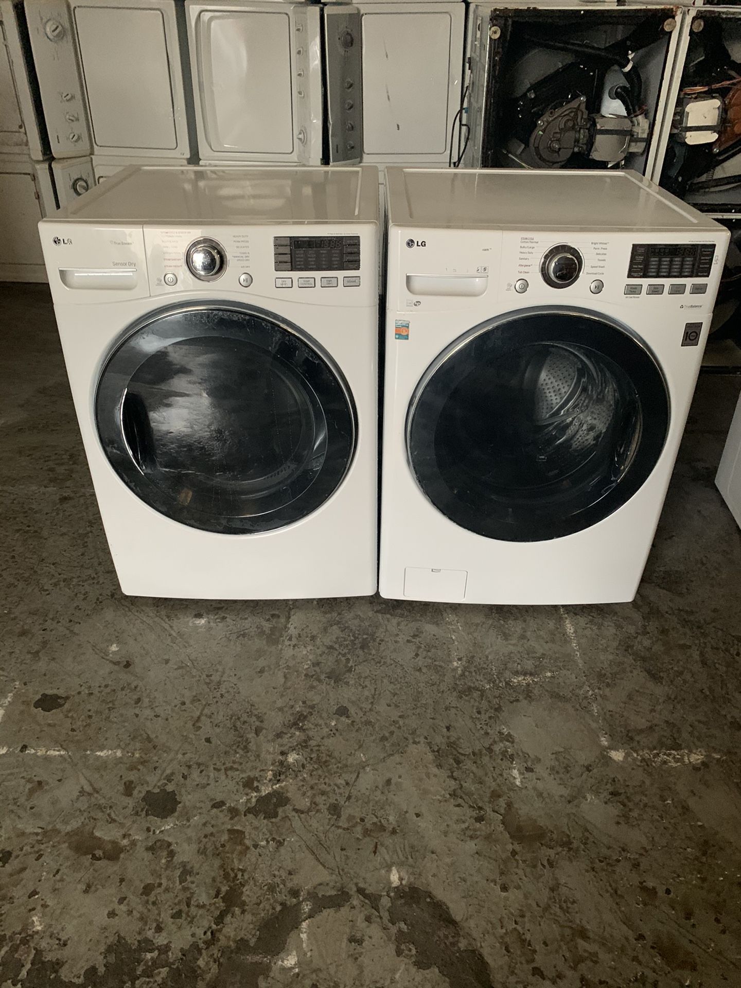 Set washer and dryer brand LG gas dryer everything is good working condition 90 days warranty delivery and installation