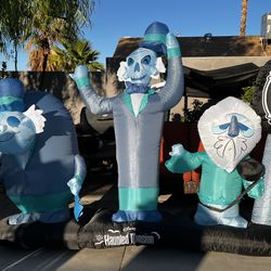 Disney The Haunted Mansion Hitchhiking Ghosts Blowup Inflatable Light Up 9ft 