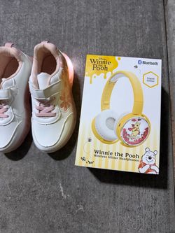 size 1 light up shoes and bluetooth headphones