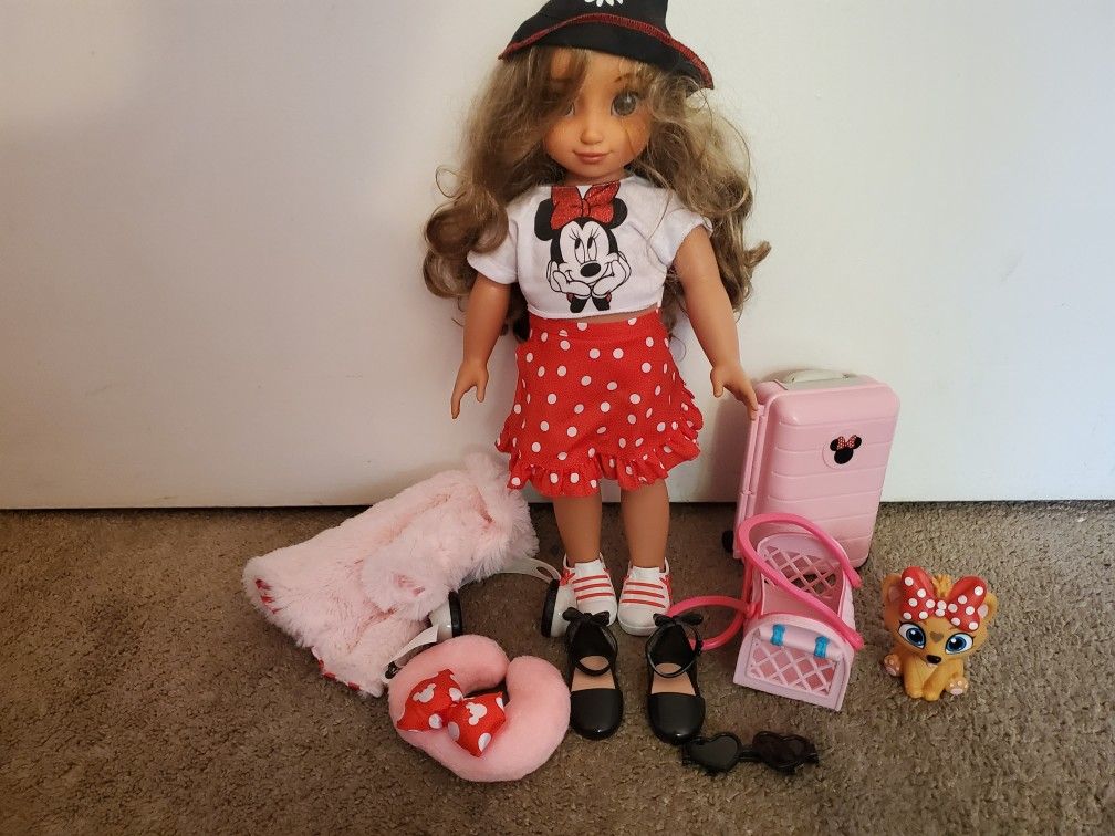 Disney Minnie ILY 4ever 18" Doll & Accessory Set