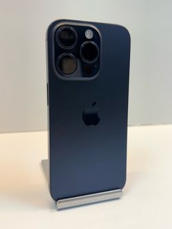Apple iPhone 15 PRO 128gb. ( Unlocked Phone )