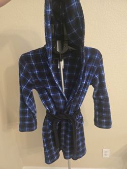 Cuddl Duds Plaid Blue Fleece Robe. Kids 12/14