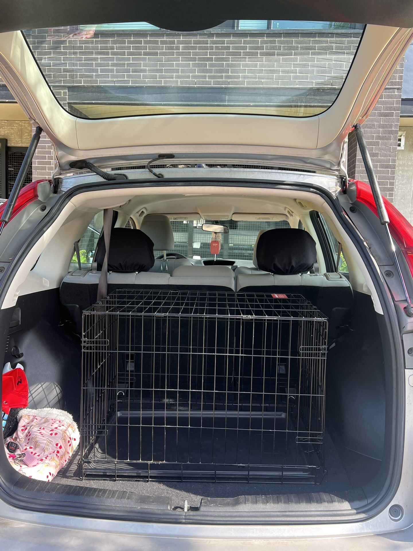 Crate (small/medium dog)