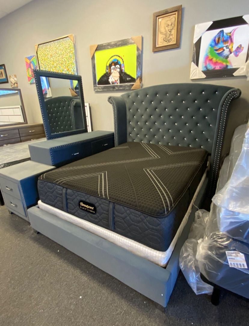 Queen Glam 4pc Bedroom Set Bed Dresser Mirror Nightstand Optional Chest, extra nightstand, King size and mattress set available pick up can deliver