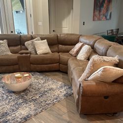 Recliner Sectional 