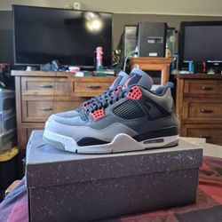 Air Jordan 4 Infared Size 10.5 