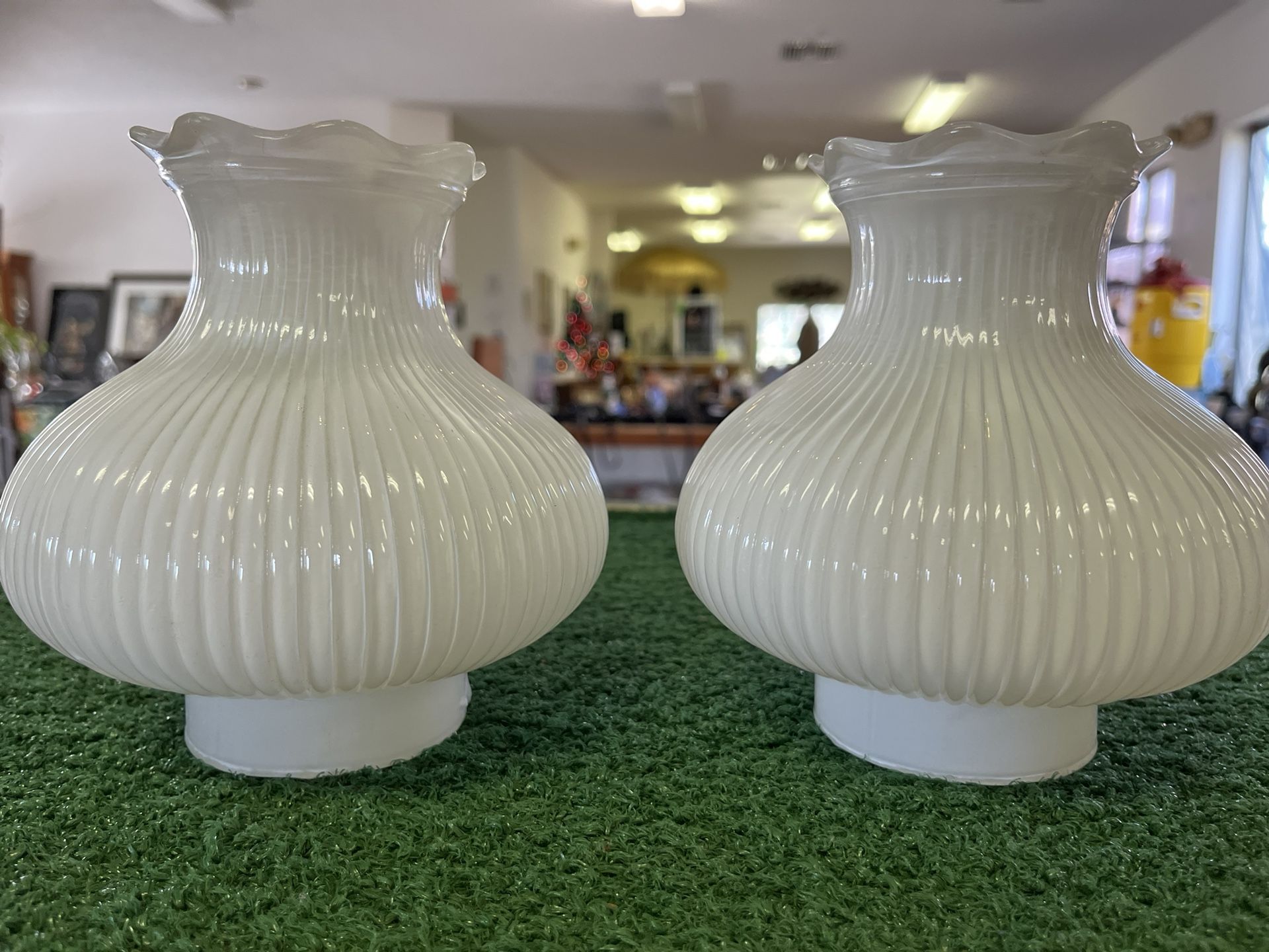 Beautiful 2 Pcs vintage Oil Lamp Shades