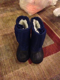Boys snow ❄️ boots New