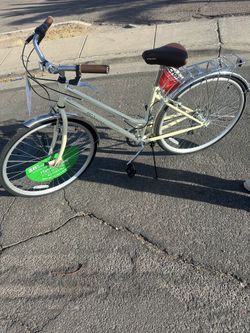 BRAND NEW !! Schwinn Women's Gateway 700c/28" Hybrid Bike - Cream