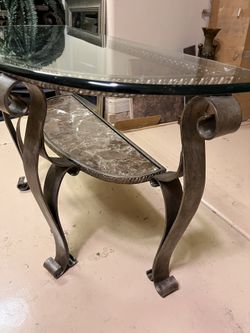 Glass/marble Table
