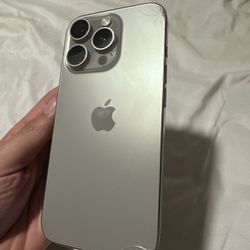 iPhone 16 Pro 