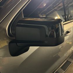 GMC 1500 Mirror And Running Boards 
