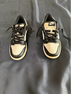KIDS NIKE PANDA DUNKS