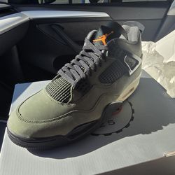 Jordan 4 UNDFT size 14