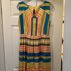 Lauren Moffett Spring Party Dress 100%silk