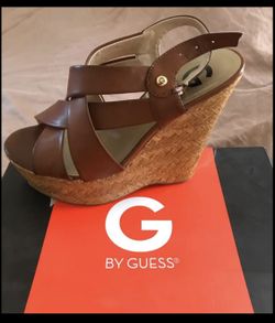 Guess wedges