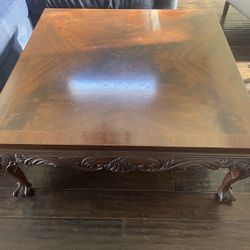 Queen Anne Style Solid Mahogany Coffee Table Pop